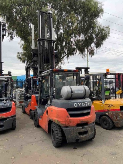 2.5 tonne forklift to 4 tonne forklift